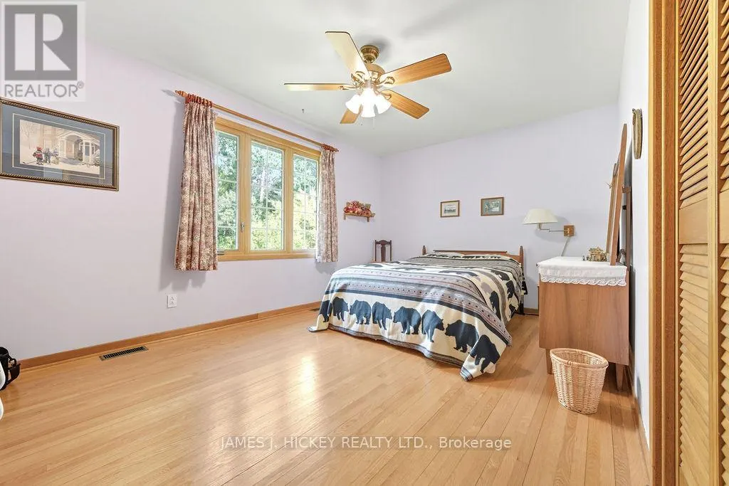 116 FRONTENAC CRESCENT