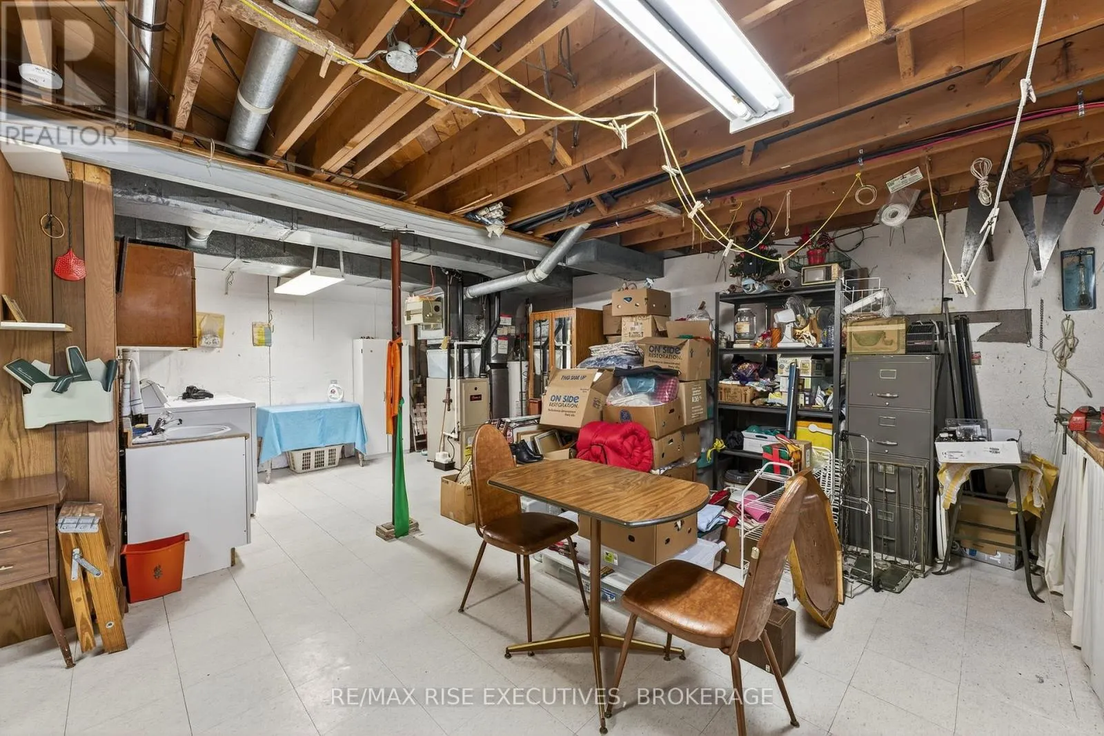 748 MONA DRIVE