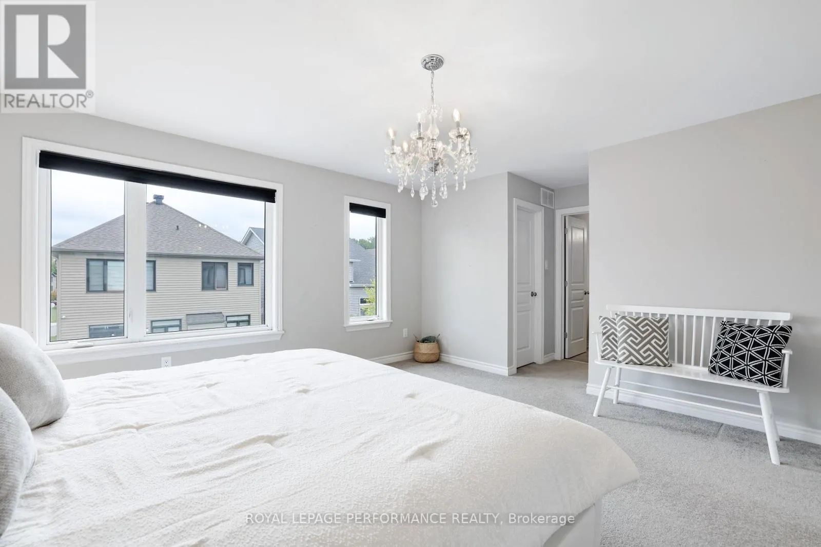 266 SHINLEAF CRESCENT