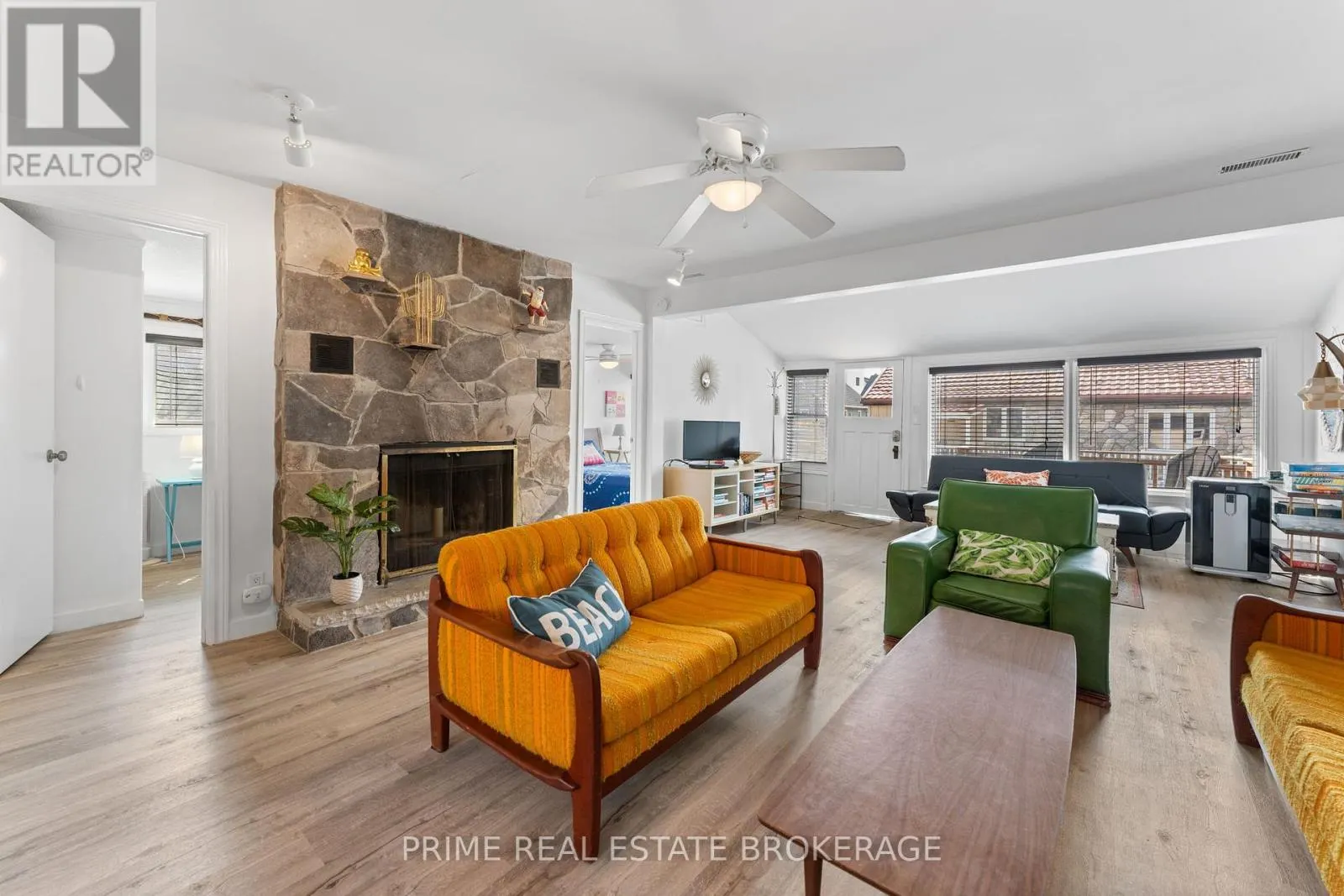 28 WOODWARD AVENUE