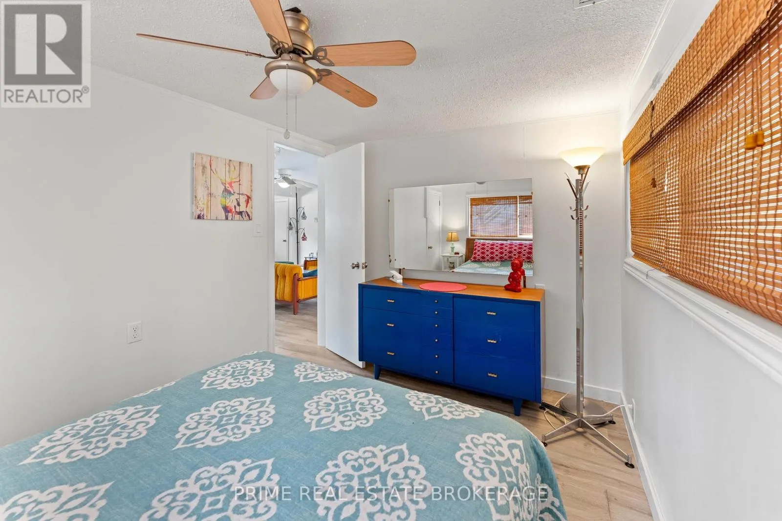 28 WOODWARD AVENUE