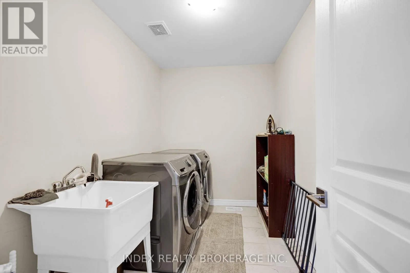 38 ELMBANK TRAIL