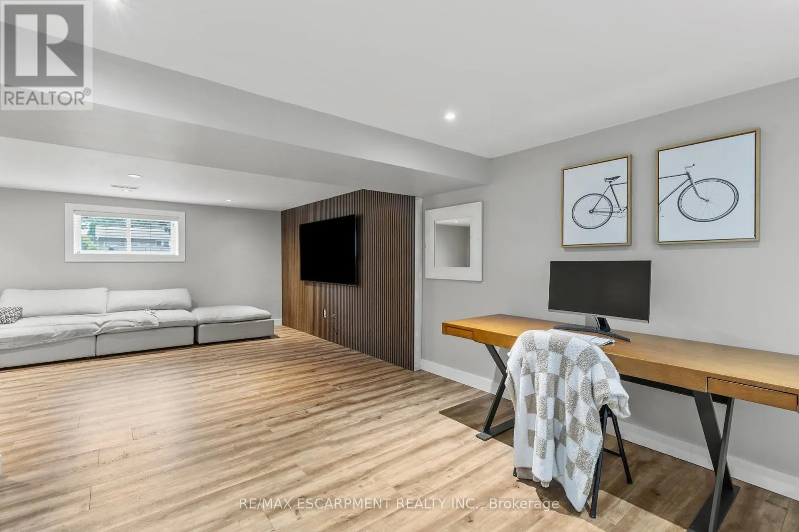 77 DEBORA DRIVE