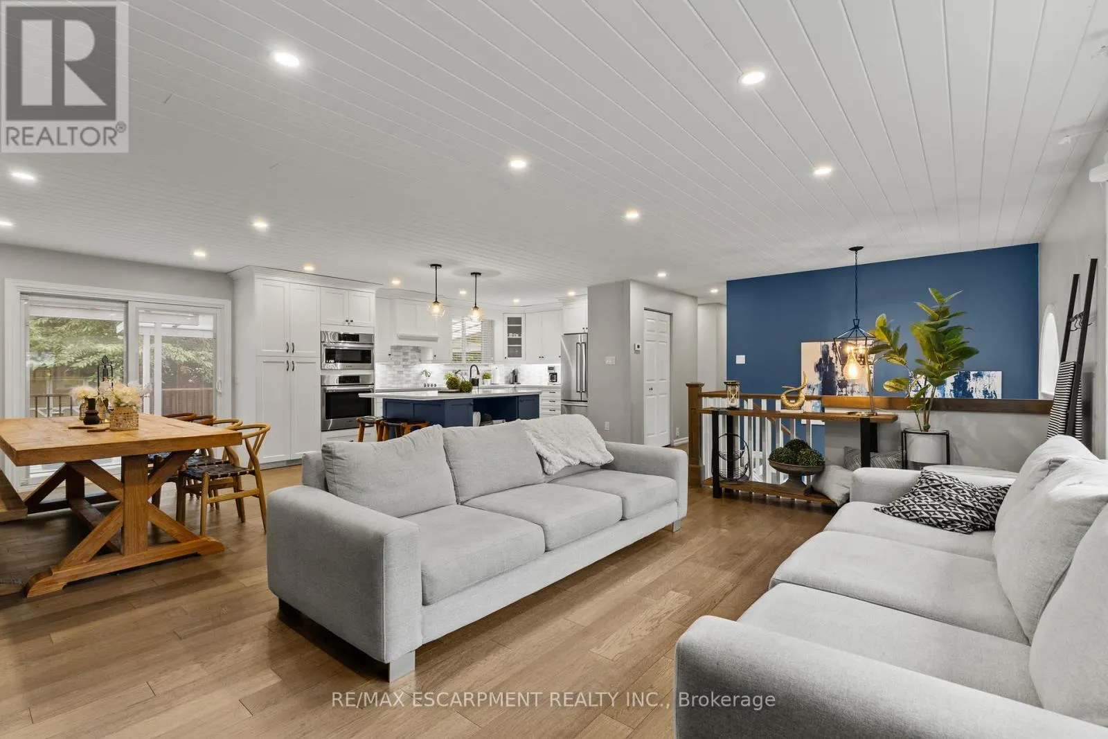 77 DEBORA DRIVE