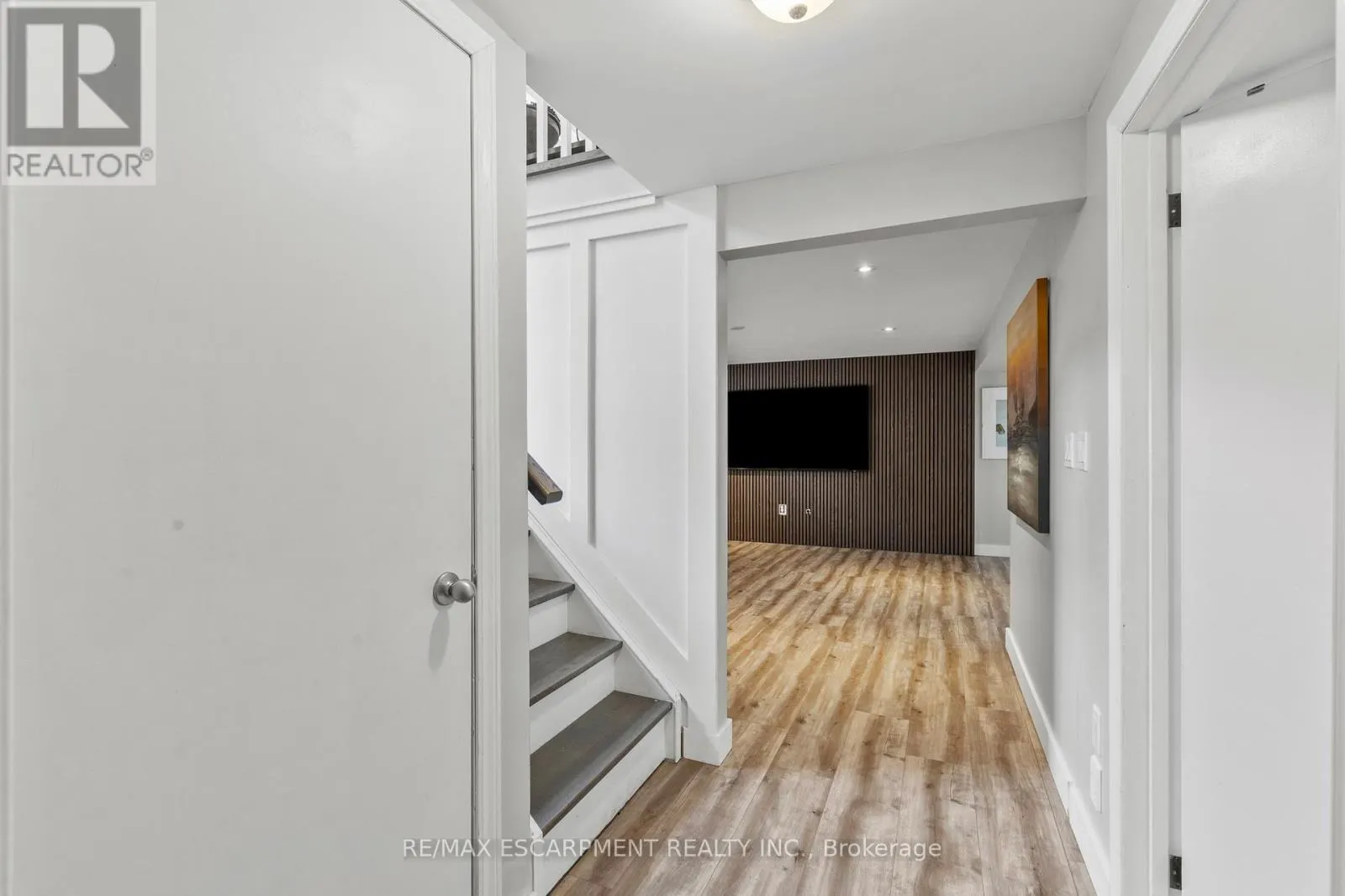 77 DEBORA DRIVE