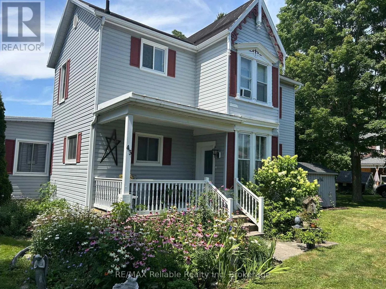 43 JARVIS STREET N