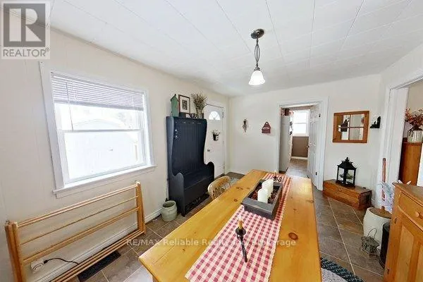 43 JARVIS STREET N
