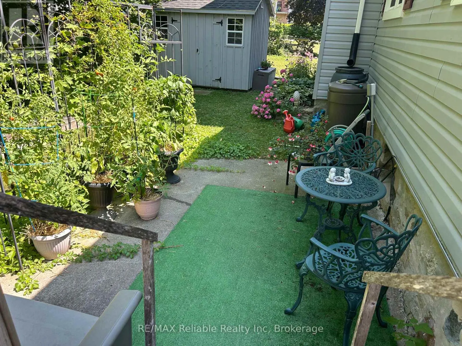 43 JARVIS STREET N