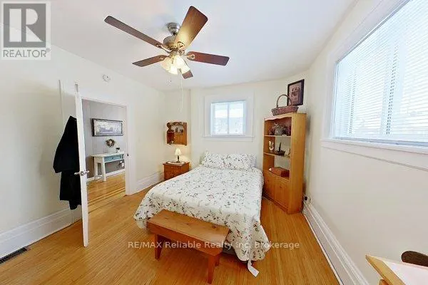 43 JARVIS STREET N