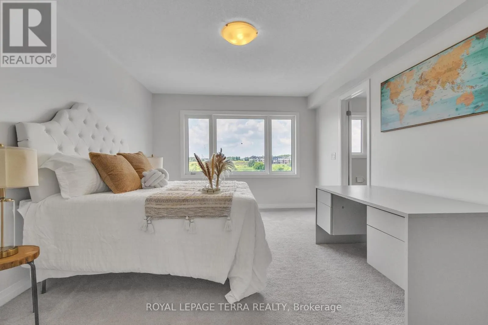 352 BISMARK DRIVE
