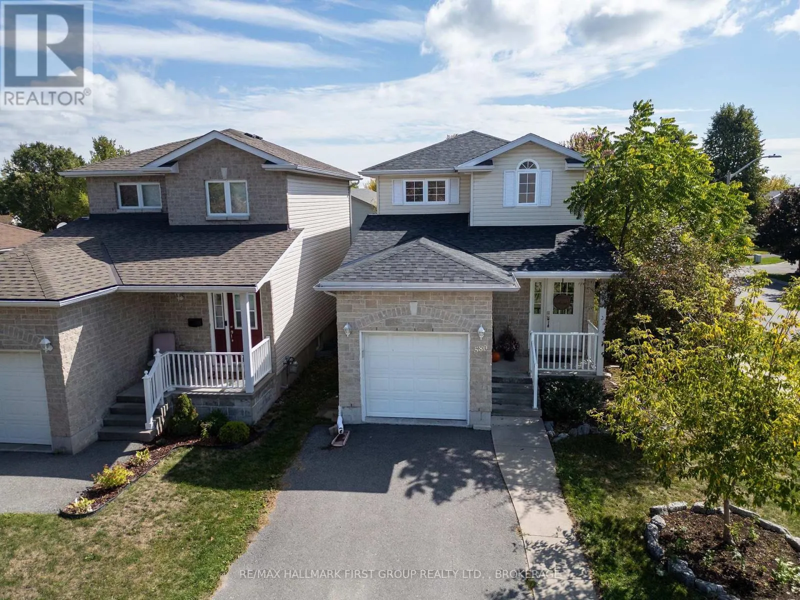 580 HERITAGE COURT