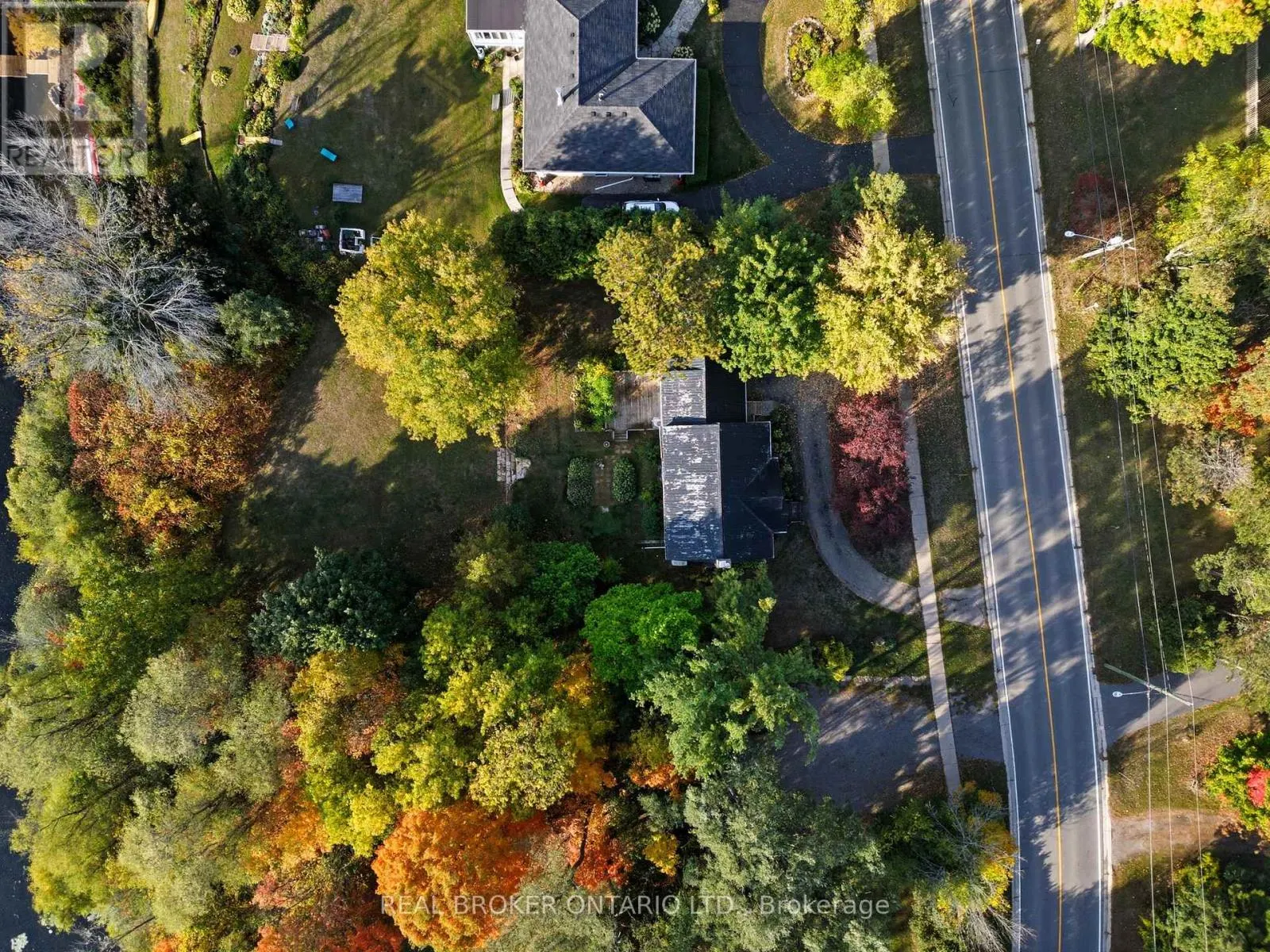 505 MAIN STREET E