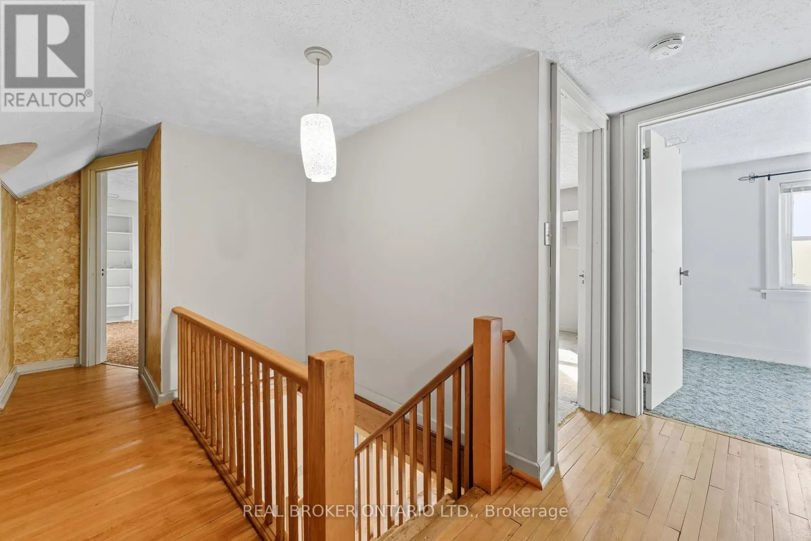 505 MAIN STREET E