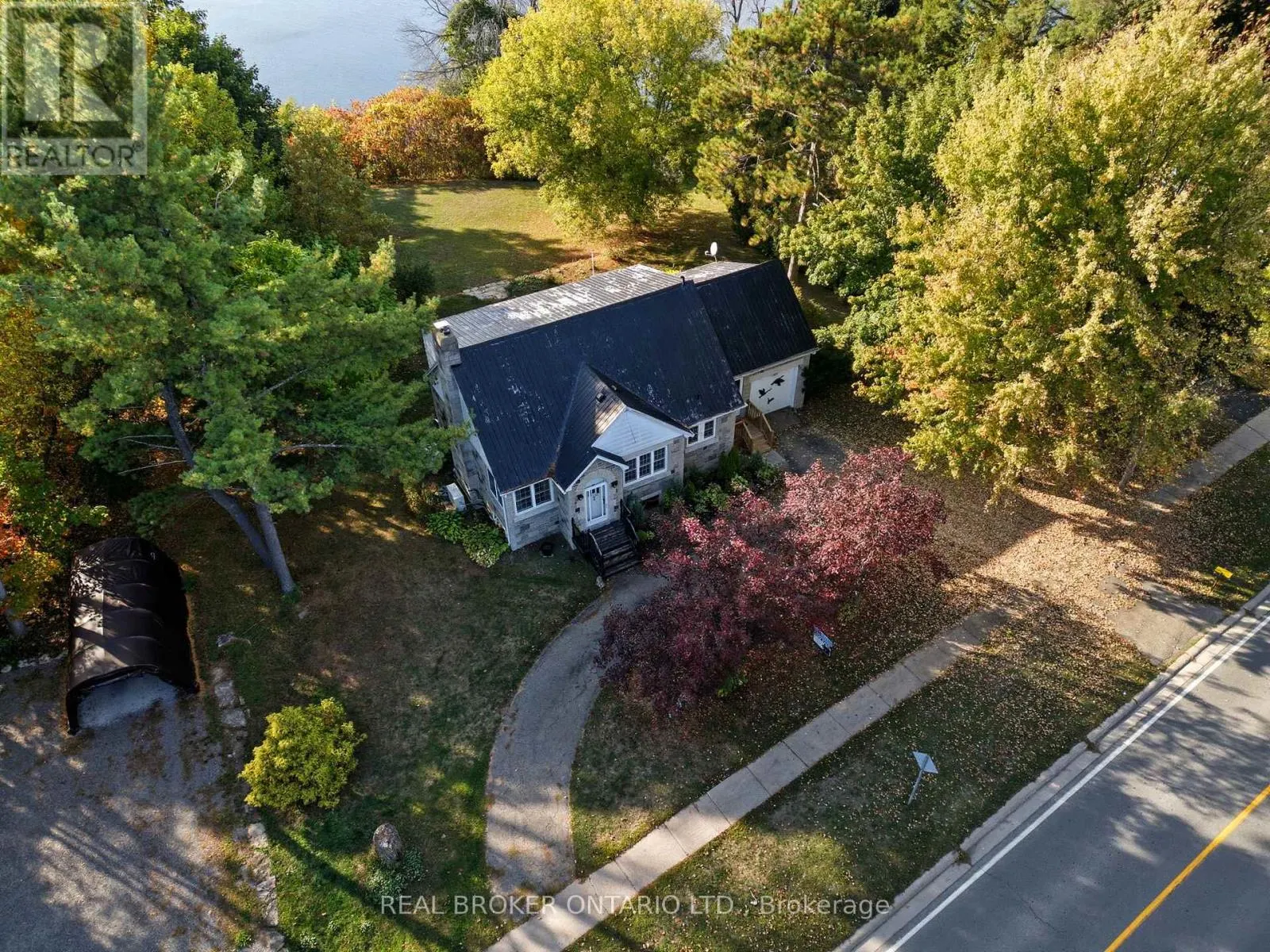 505 MAIN STREET E