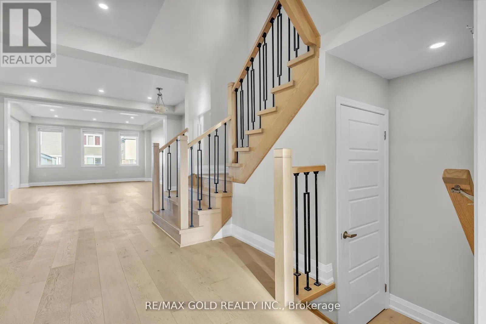 63 COMPASS TRAIL