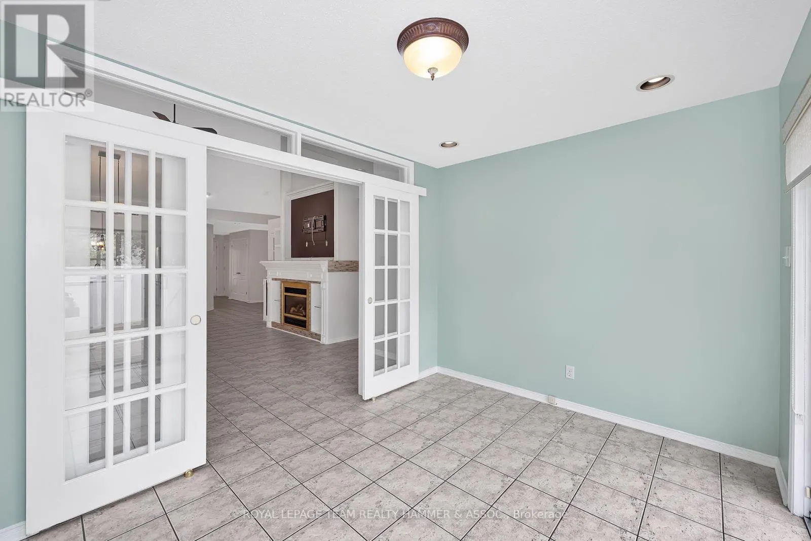 43 SETTLER'S RIDGE WAY