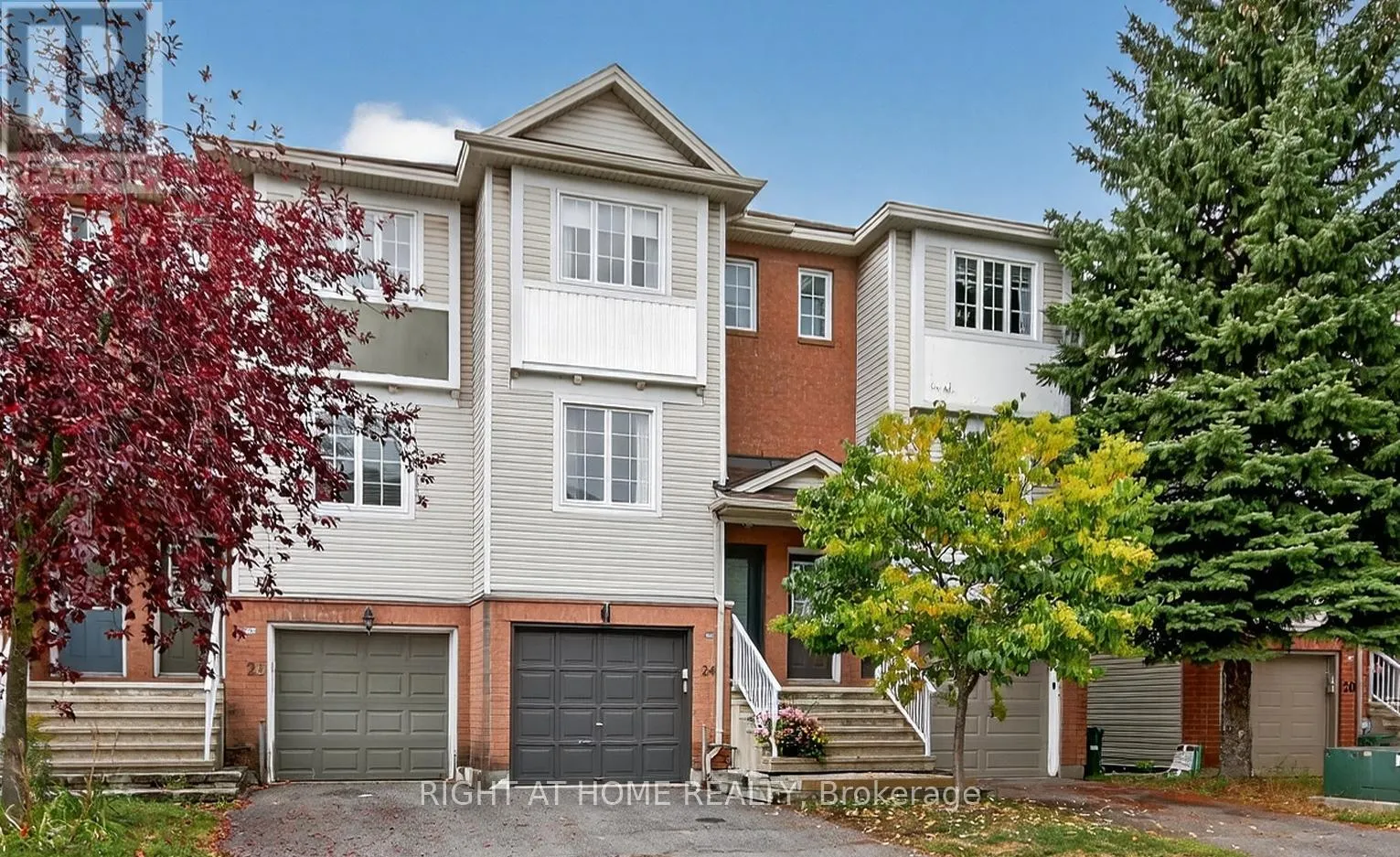 24 MANHATTAN CRESCENT