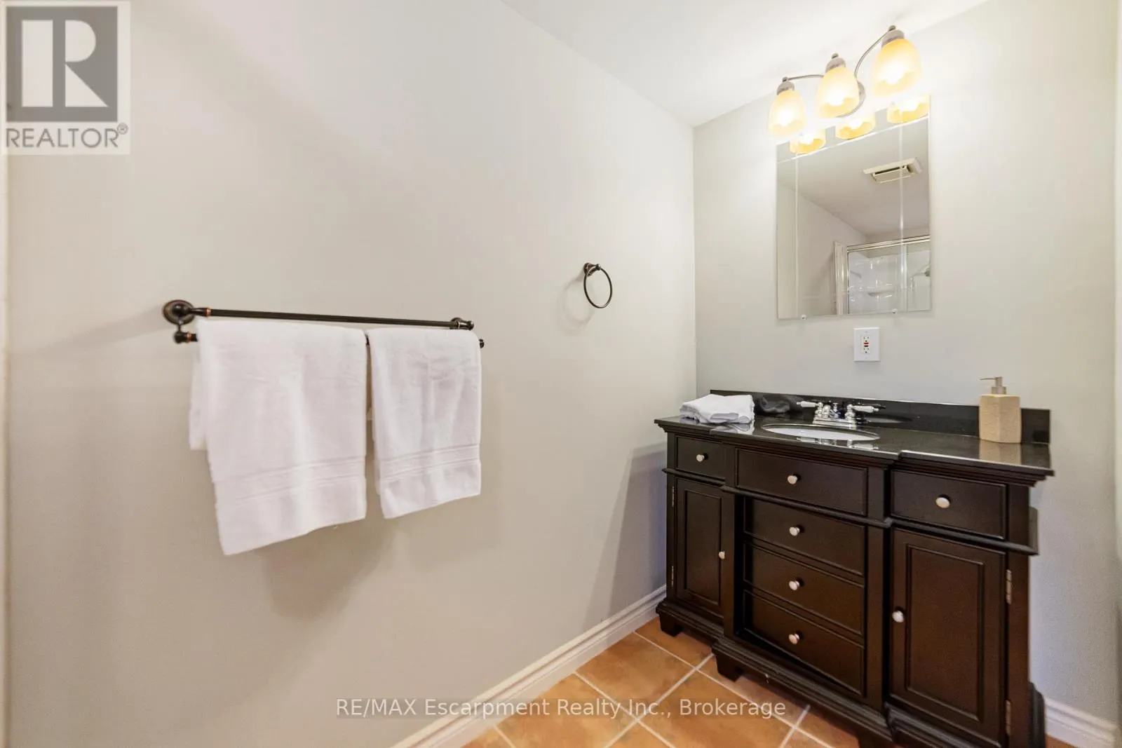 500 ROSSEAU ROAD