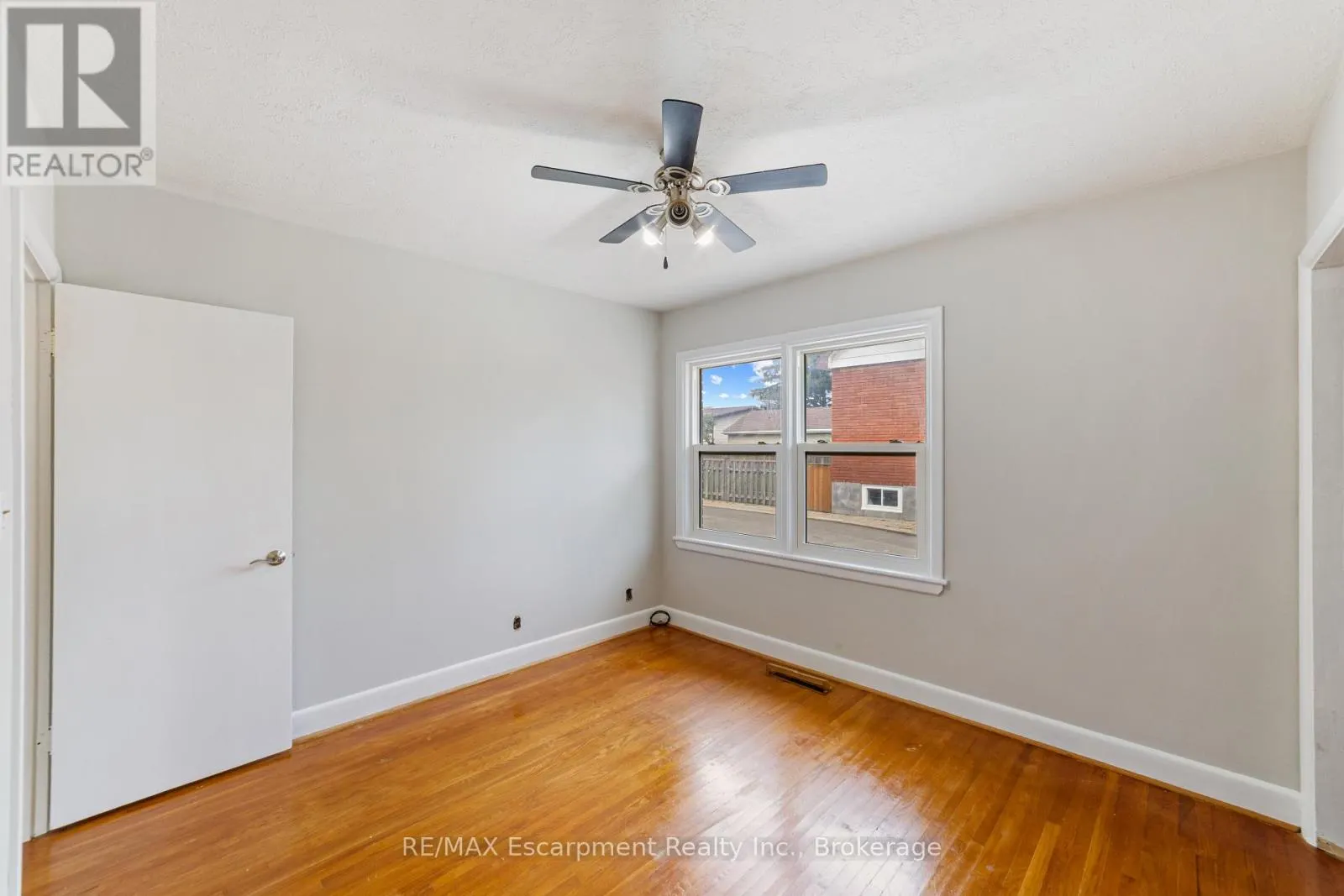 500 ROSSEAU ROAD