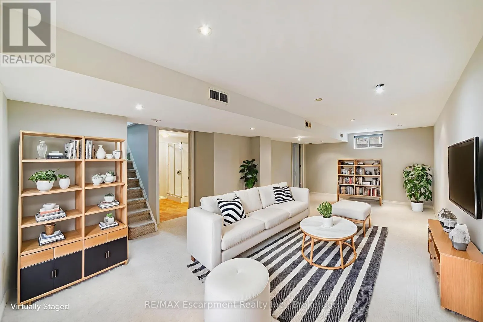 500 ROSSEAU ROAD