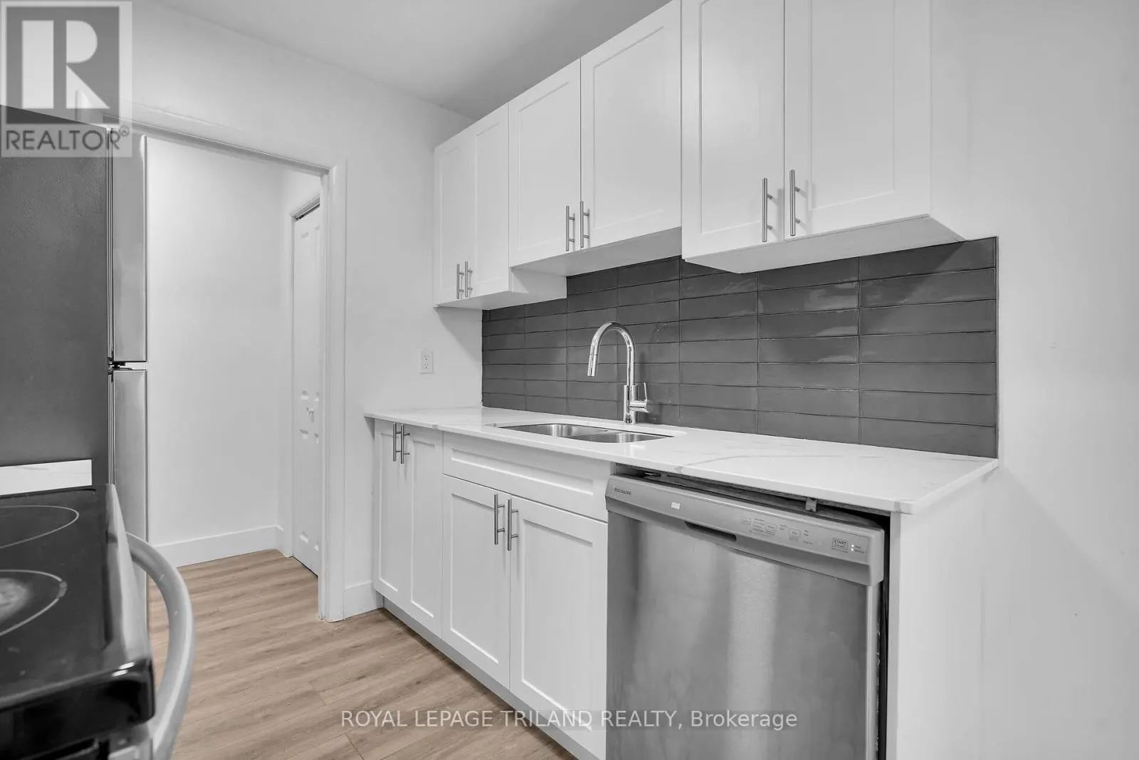 6 - 20 CRAIG STREET, #6