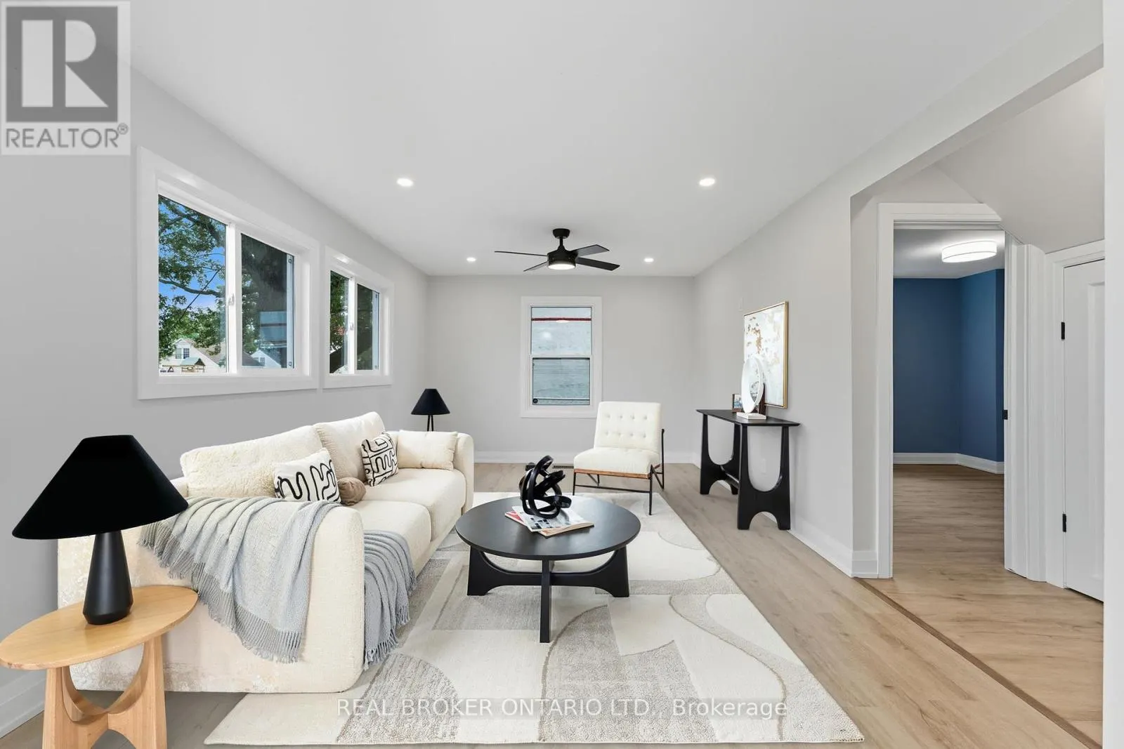 25 ROOSEVELT DRIVE