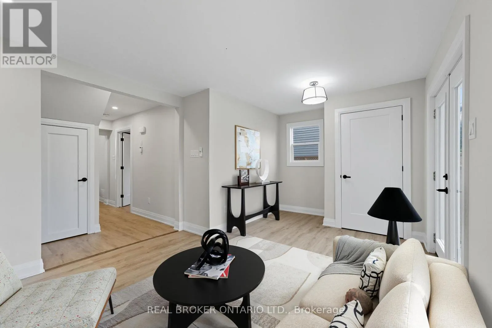 25 ROOSEVELT DRIVE