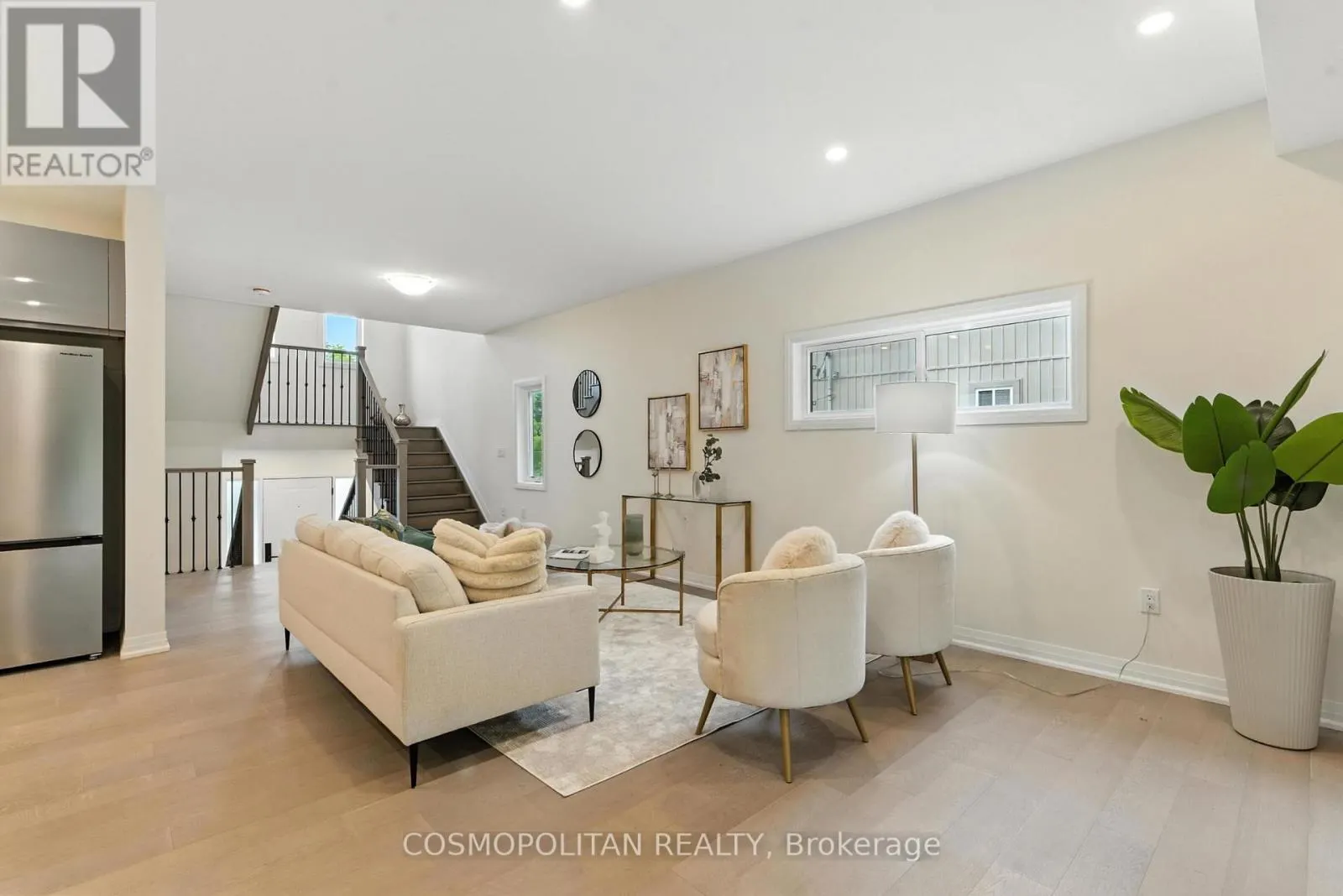 71 B BRADLEY STREET