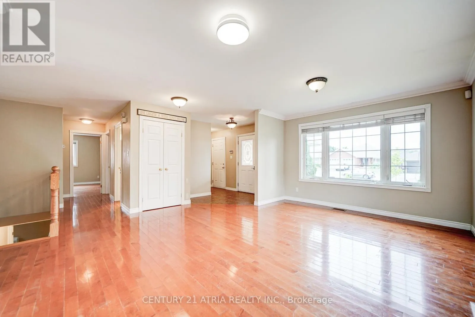 1654 RAVENWOOD DRIVE