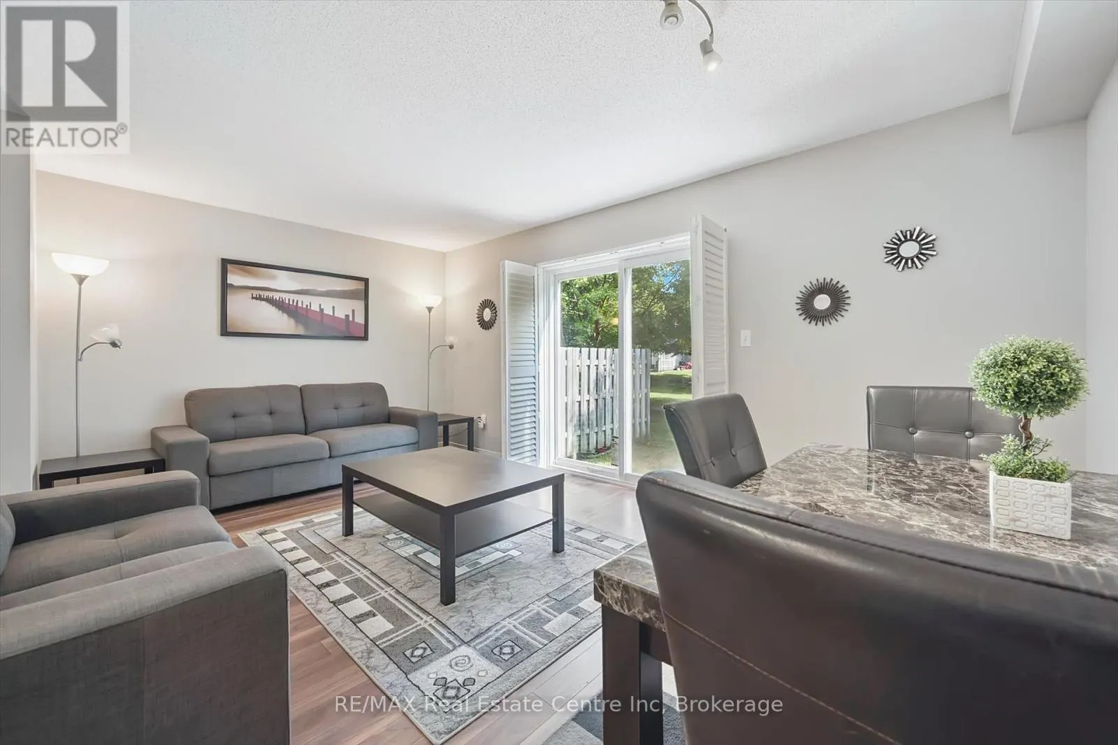 65 ROEHAMPTON CRESCENT
