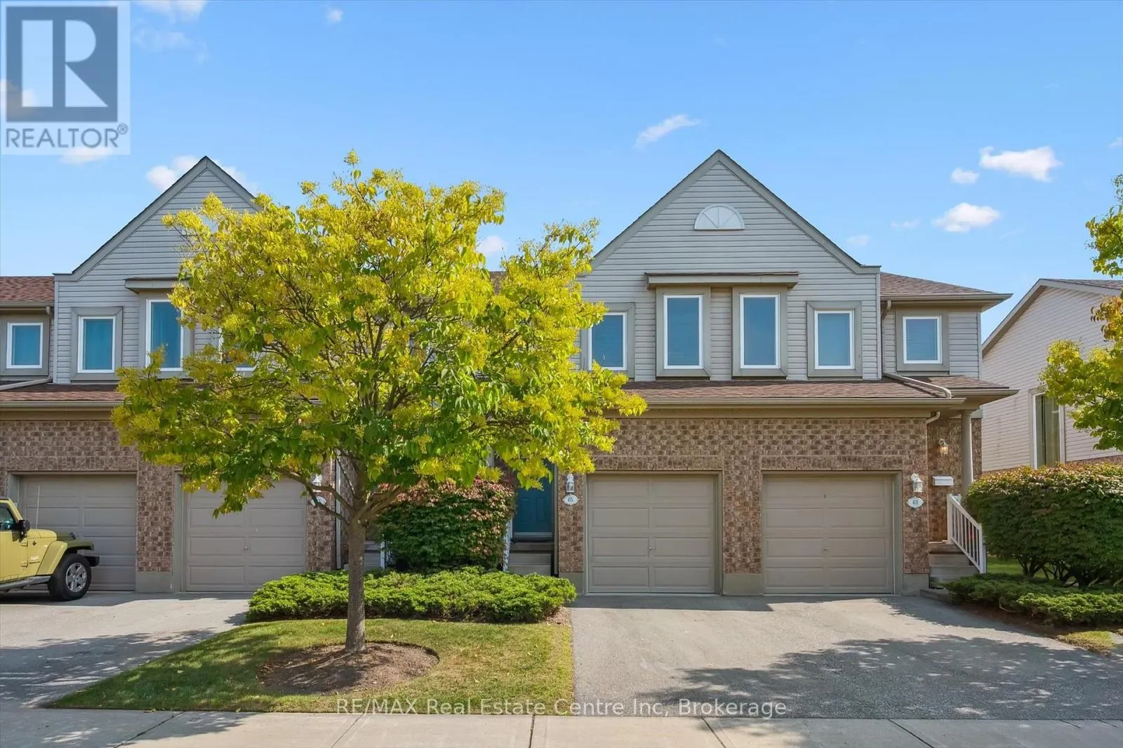 65 ROEHAMPTON CRESCENT