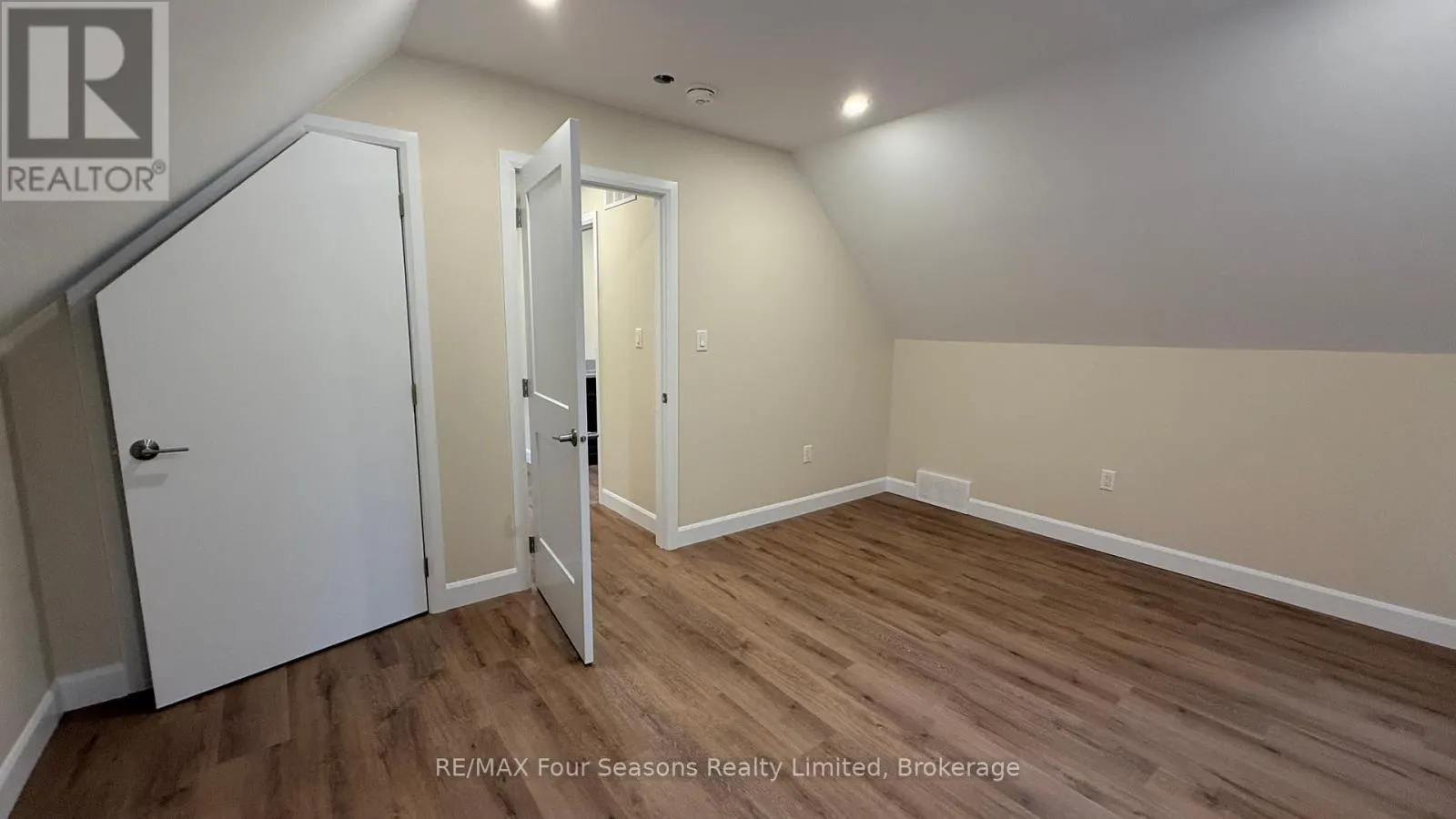 457 HURON ROAD