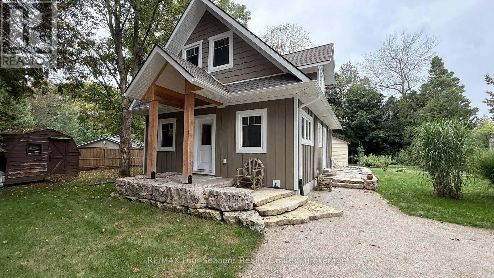 457 HURON ROAD