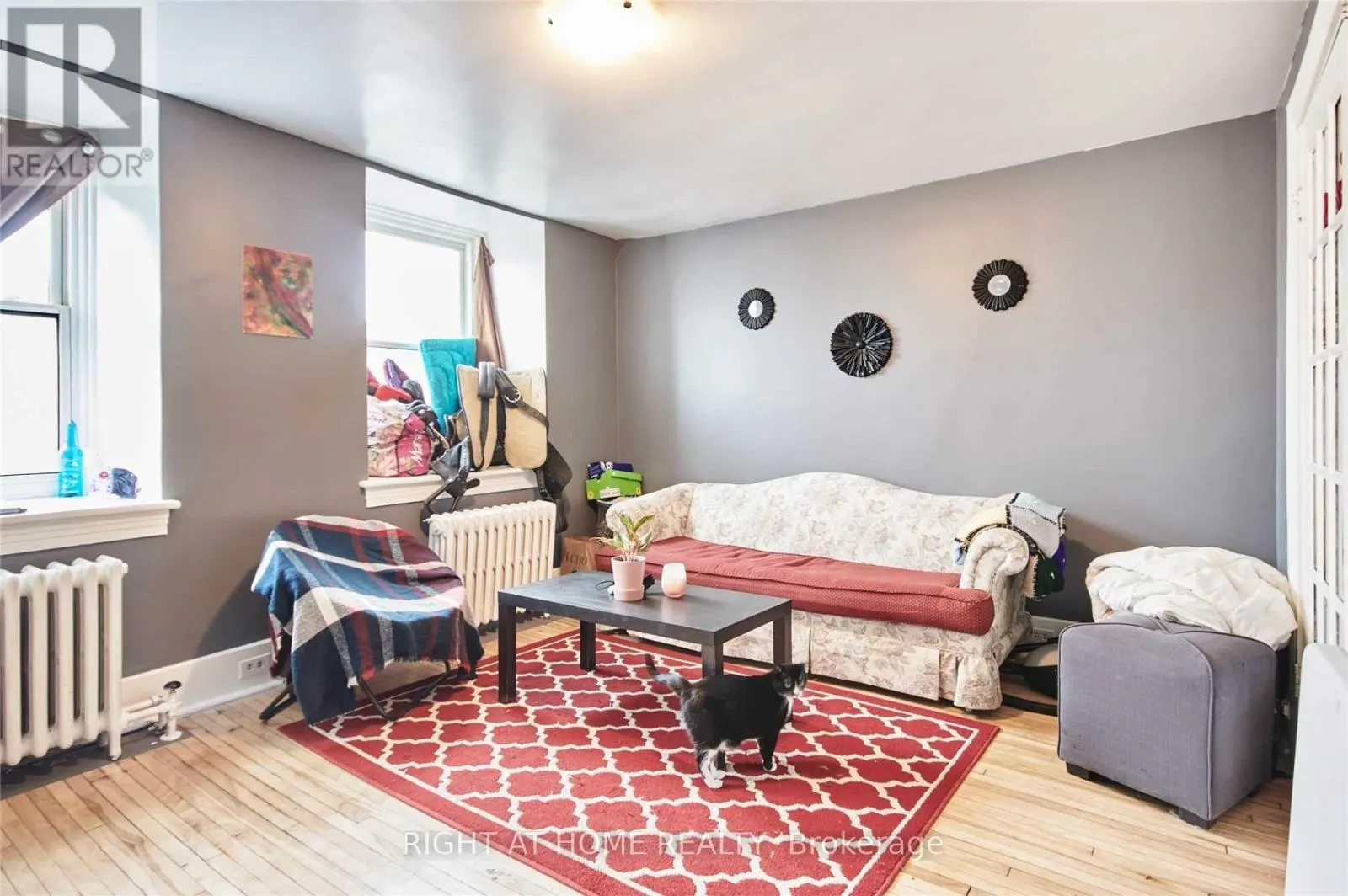 87-93 KING STREET W