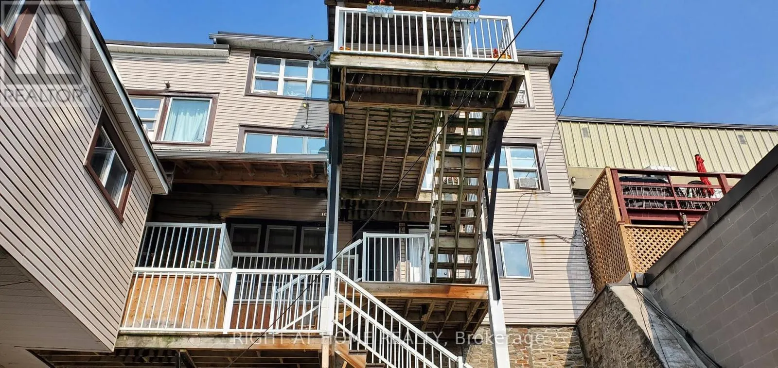 87-93 KING STREET W