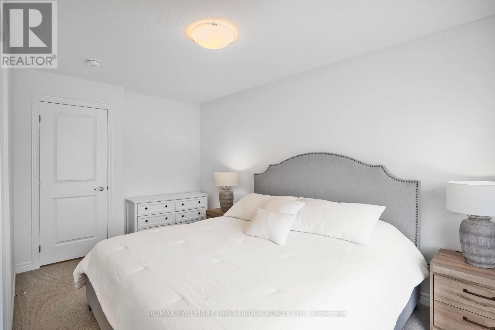 28 - 120 COURT DRIVE