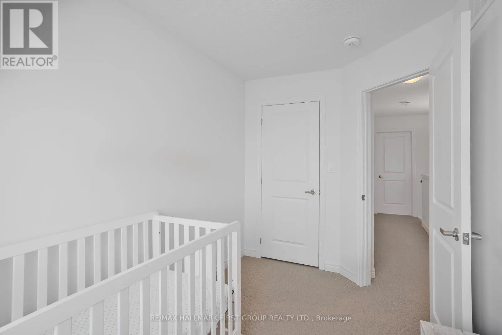 28 - 120 COURT DRIVE