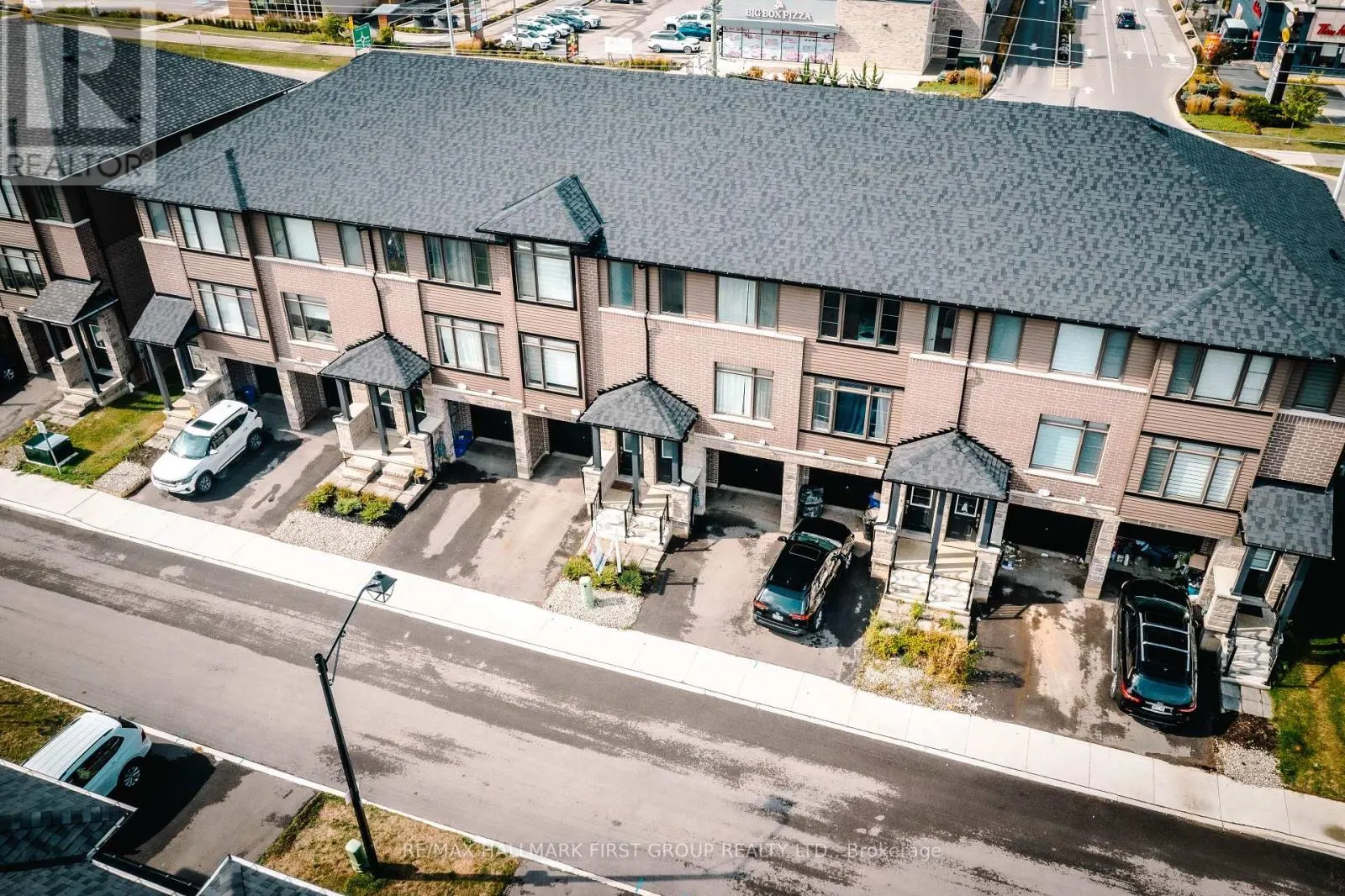 28 - 120 COURT DRIVE