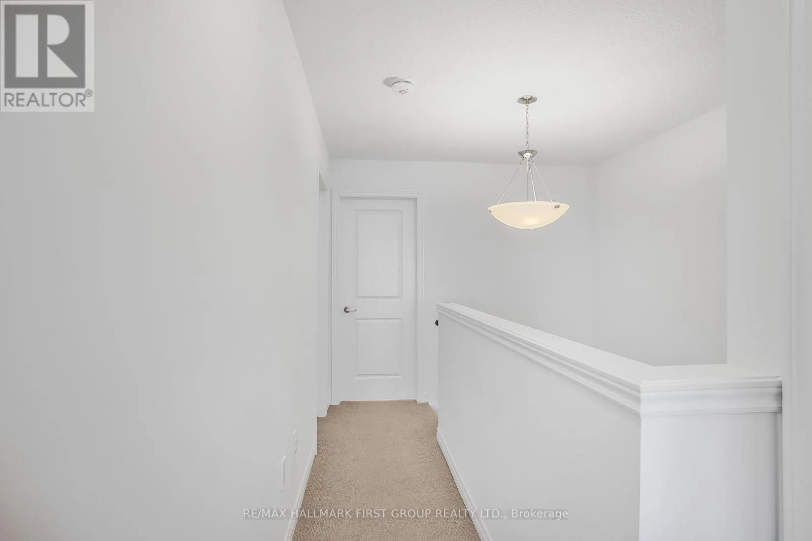 28 - 120 COURT DRIVE