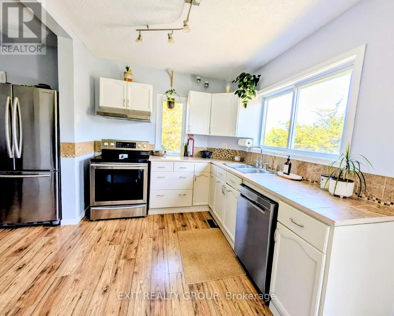 12075 LOYALIST PARKWAY