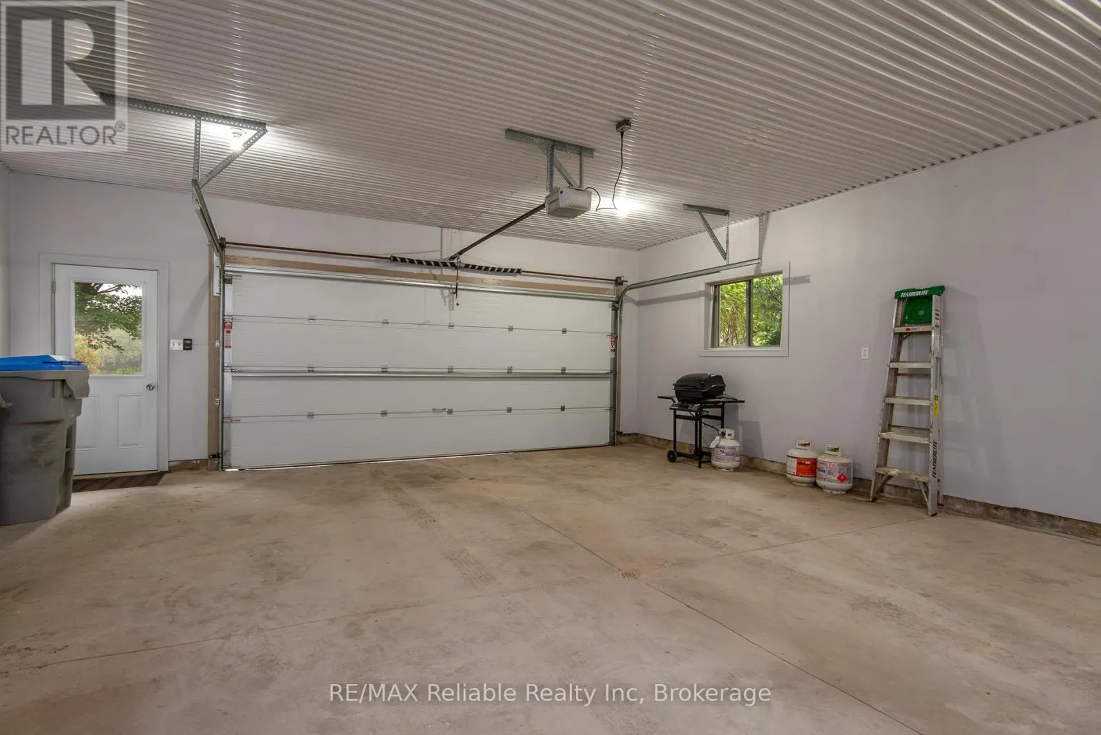 3492 ROAD 182, R.R.#2 ROAD
