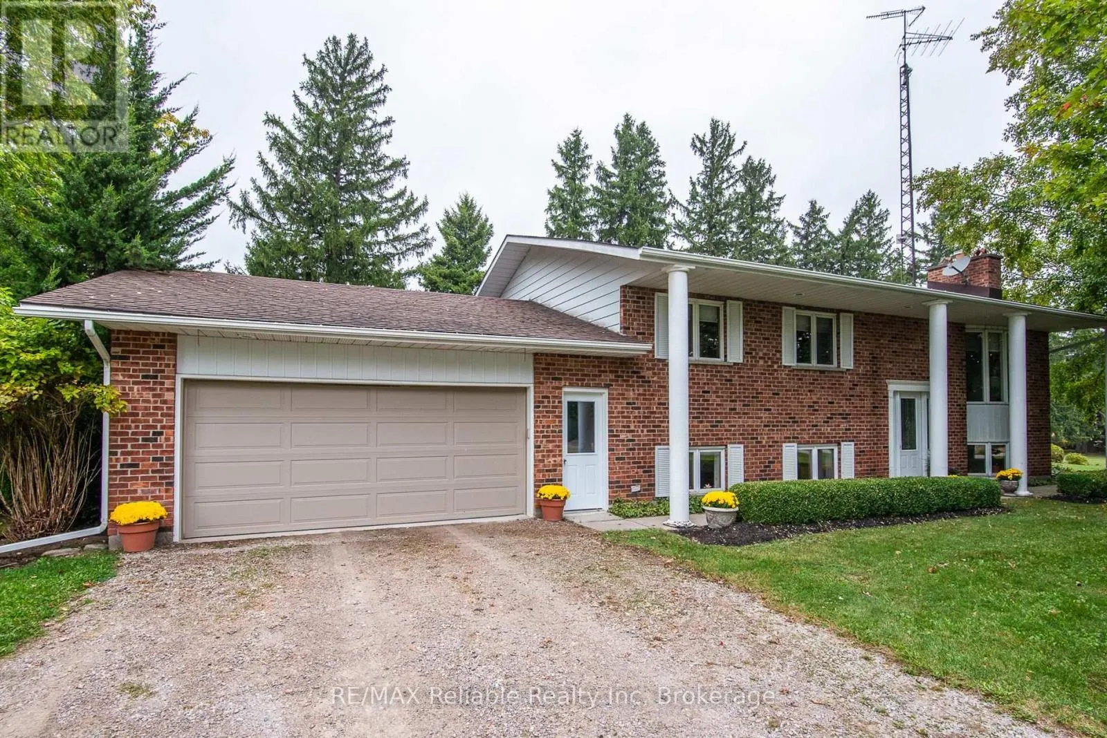 3492 ROAD 182, R.R.#2 ROAD