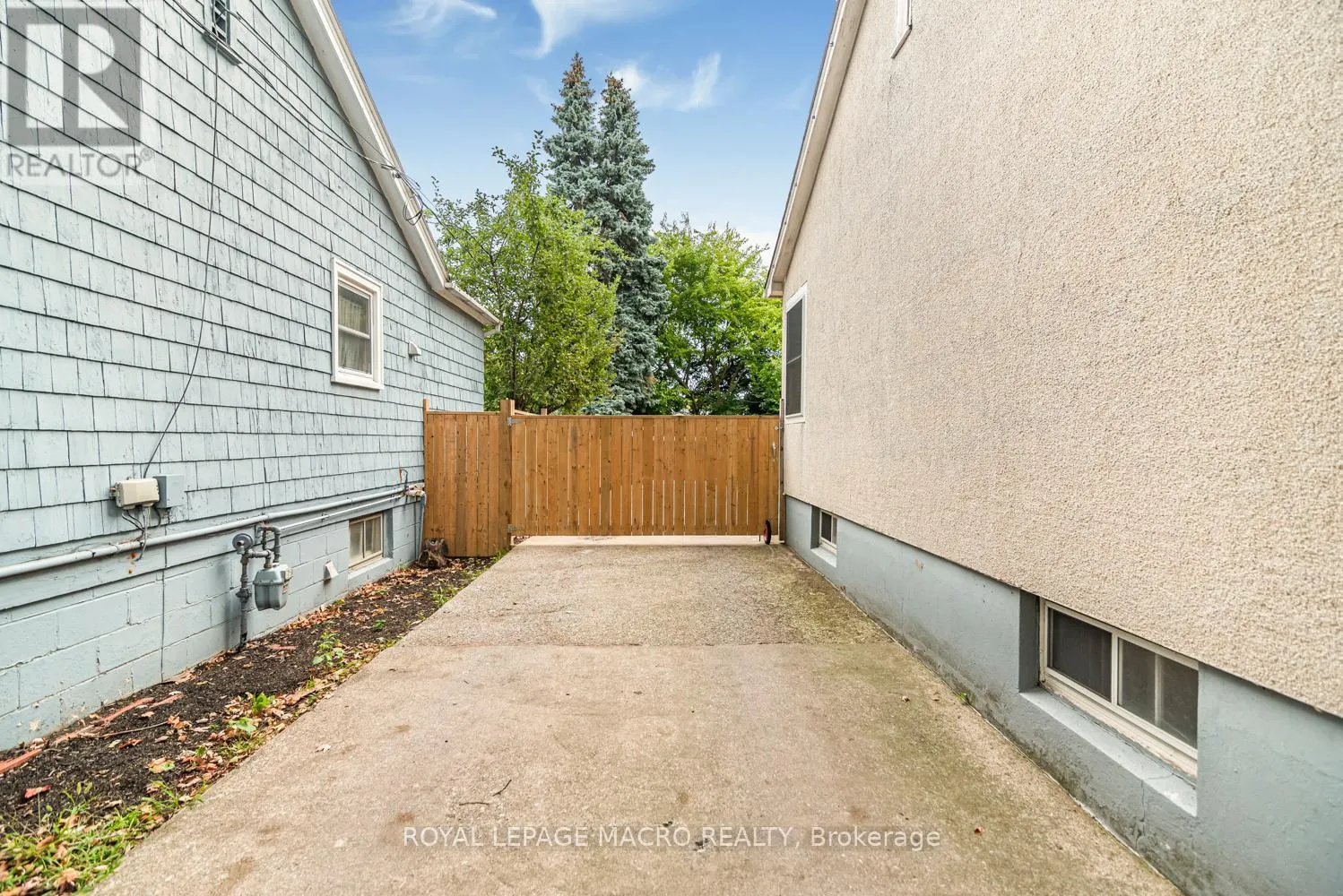 28 LONGFELLOW AVENUE