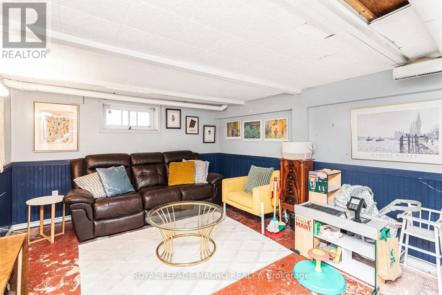 28 LONGFELLOW AVENUE