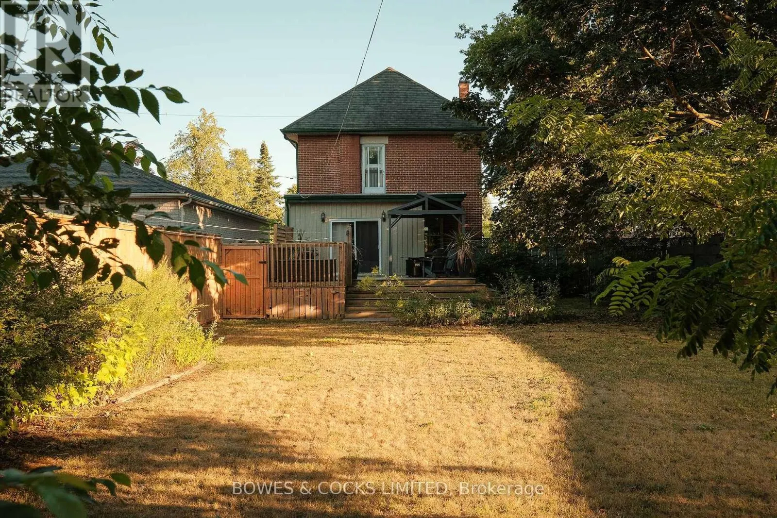 562 CAMERON STREET