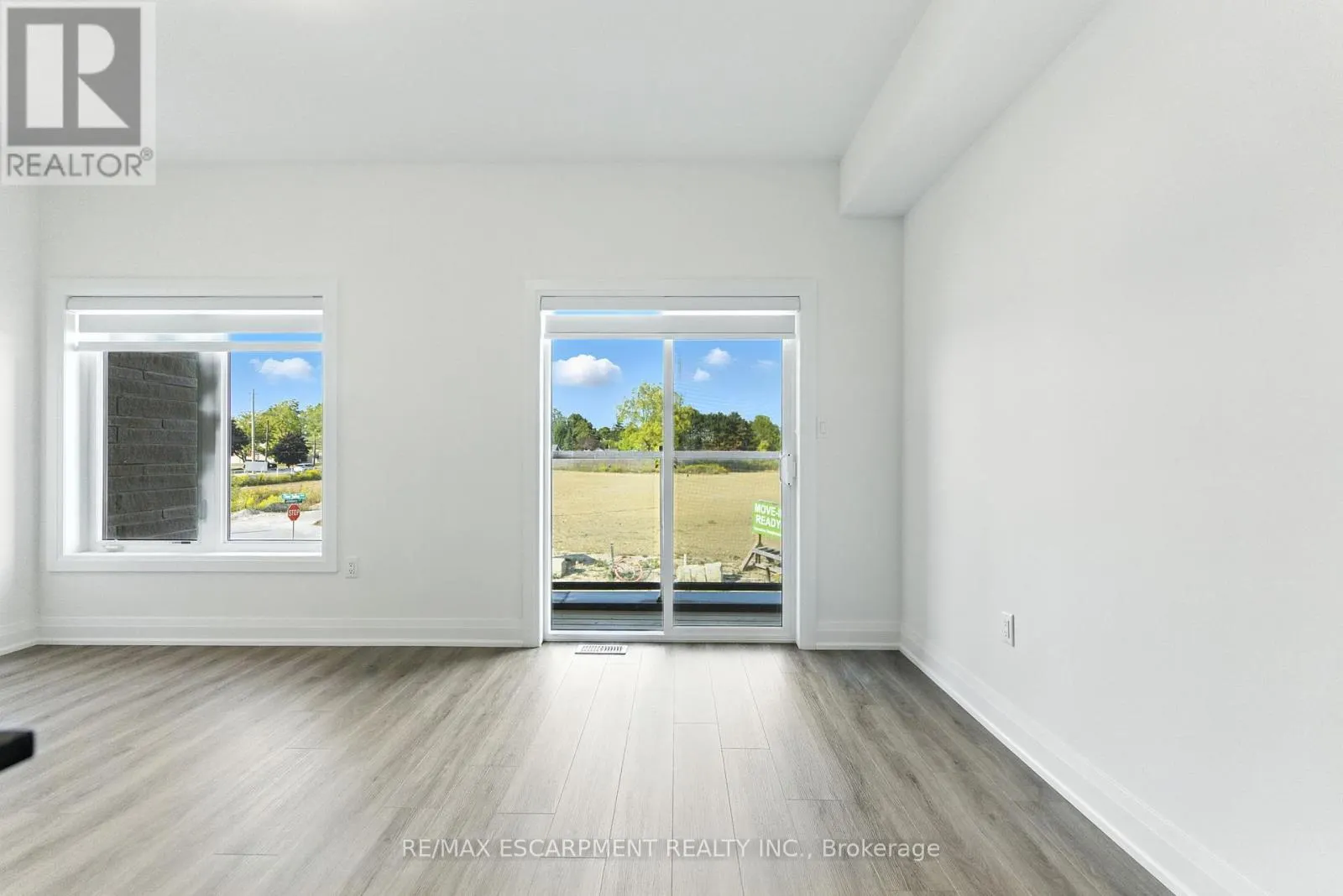 4 CLEAR VALLEY LANE