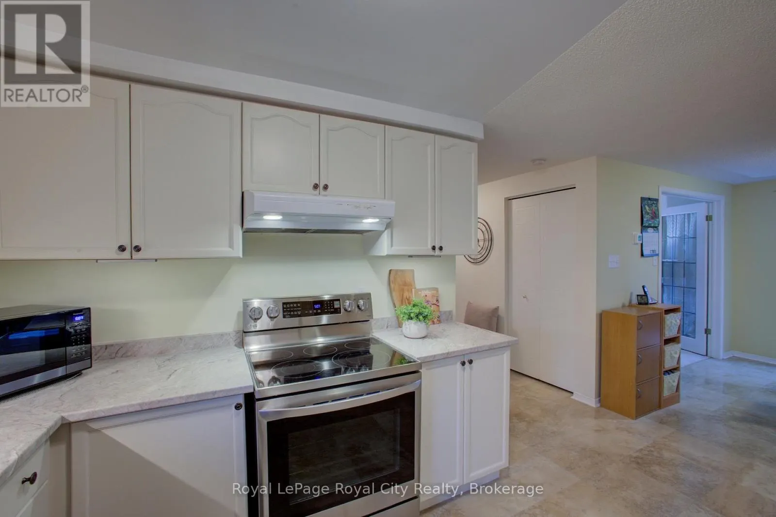 532 FLANNERY DRIVE