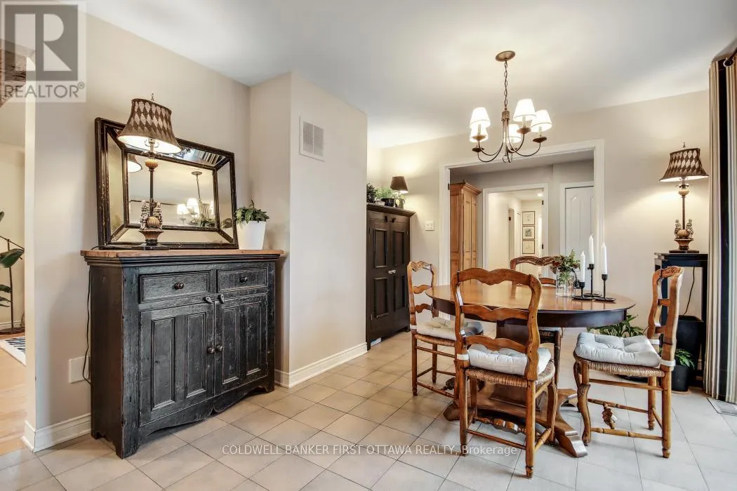 2060 FIFTH LINE ROAD
