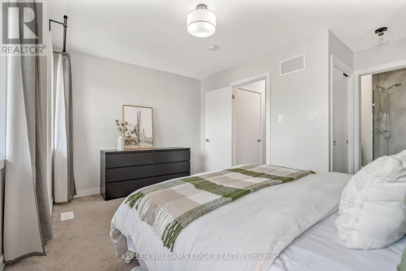 19 MULHOLLARD LANE