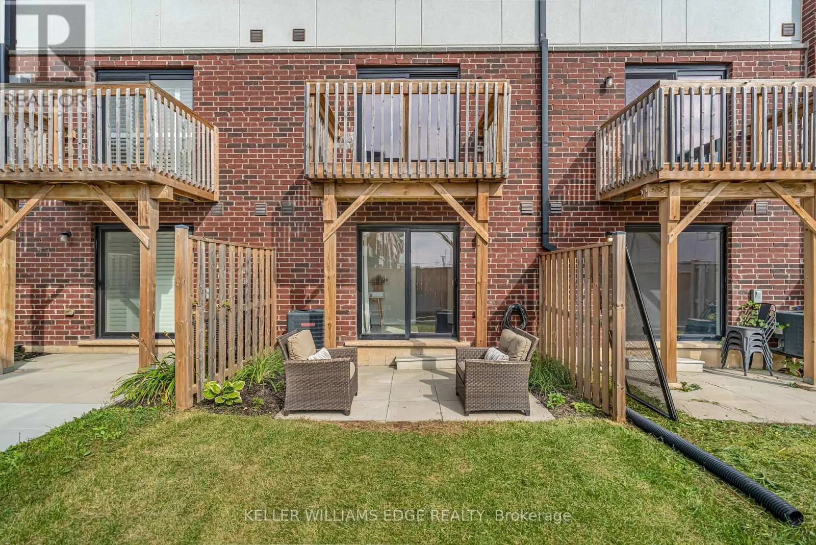 19 MULHOLLARD LANE